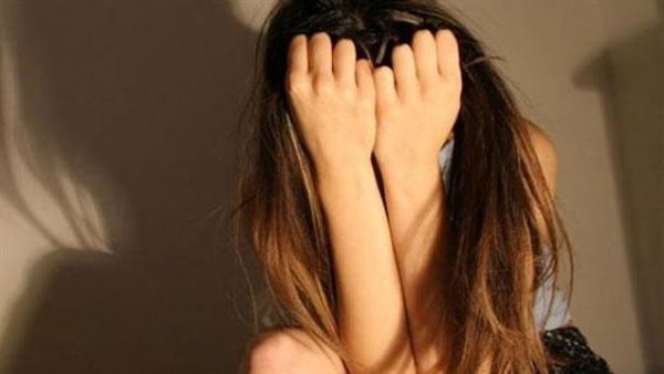 أمها عارفة.. تفاصيل مثيرة في اتهام أب لجاره بهتك عرض ابنته بالجيزة