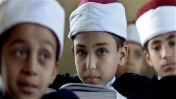 بيان رسمي كشف الحقيقة.. جدل بسبب تعاون بلوجر مع مجلة أزهرية لتعليم الأطفال | شاهد