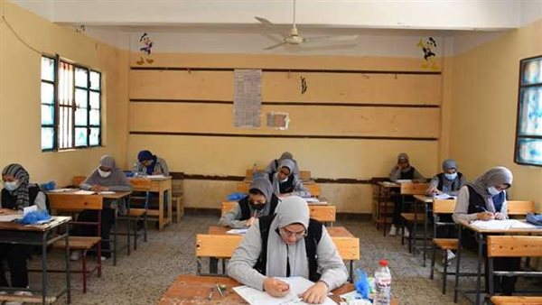 تعرف على مواصفات امتحانات الترم الثاني لطلاب الصفين الأول والثاني الثانوي