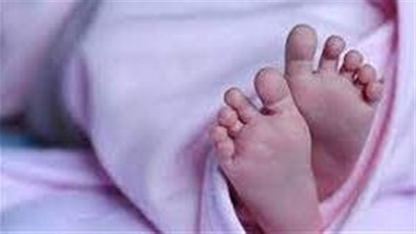 بعد ساعات من ولادته.. تفاصيل العثور على طفل ملقى في الشارع بالعاشر من رمضان