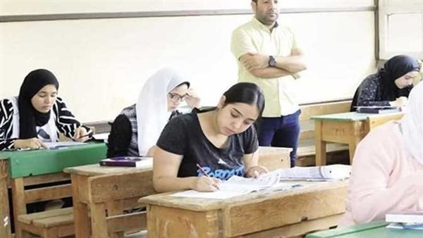 غلق الأبواب وتأمين الأوراق.. تفاصيل ضوابط لجان امتحانات الثانوية العامة 2024