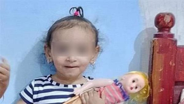 أبوها قتلها ورمى جثتها في المصرف.. جريمة مروعة ضحيتها الطفلة ميرا تهز أسيوط