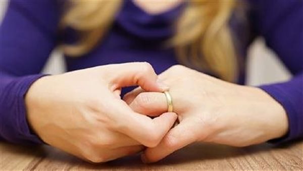 طلب الدليفري وخلاني أحاسب.. عبير تطلب خلع زوجها في محكمة الأسرة