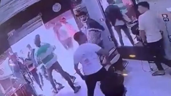 كاميرا فضحت الجريمة.. التفاصيل الكاملة لواقعة بلطجي الإسماعيلية | فيديو 