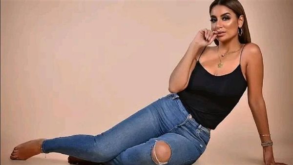 صبرت واستحملت كتير.. تفاصيل انفصال جوري بكر عن زوجها | شاهد