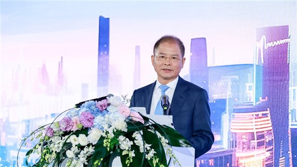 هواوي تطلق مبادرات استراتيجية لتعزيز التطور في مجال الذكاء الاصطناعي