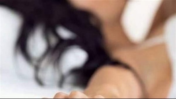 قالي بصلح الحنفية.. سوزي خلعت زوجها بعد ضبطه في شقة جارتها المطلقة