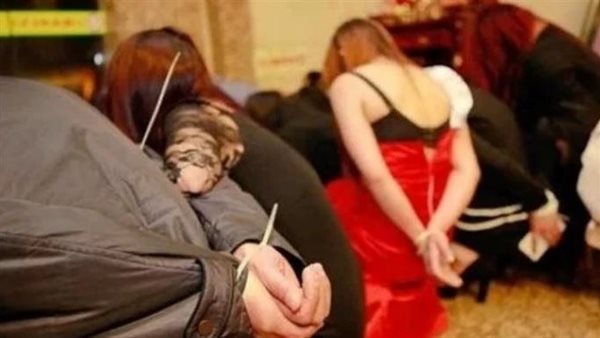 الحقونا شقة للدعارة في العمارة.. تفاصيل مثيرة في ضبط شبكة آداب حدائق الأهرام