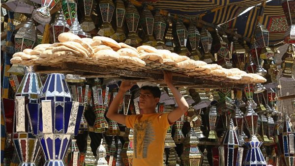 منها رغيف الخبز.. تفاصيل قرارات الحكومة بشأن رفع الدعم عن بعض السلع