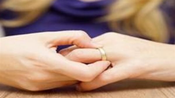 خدعها بكلام معسول.. خطوبة تنتهي بمأساة في محكمة الأسرة