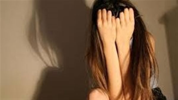 أرغمها على لمس مناطق حساسة.. تفاصيل الحكم على المتهم بهتك عرض فتاة بالقاهرة