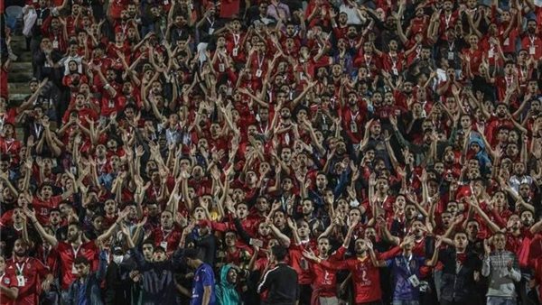 الكاف يحسم الموقف.. القصة الكاملة للجدل بين جماهير الأهلي والزمالك بسبب مباراة السوبر الإفريقي