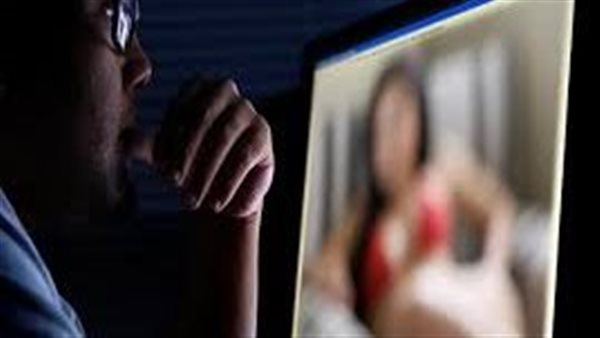 هددها بنشر صور مخلة.. تفاصيل الحكم على المتهم بابتزاز فتاة في القليوبية