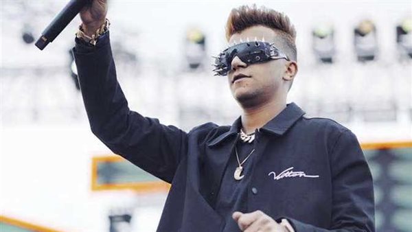 قبل أولى جلسات المحاكمة.. مفاجأة مثيرة في قضية حادث عصام صاصا مطرب المهرجانات 