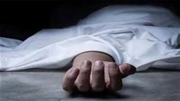 لم يتحمل فراق زوجته.. مسؤول كبير بالتعليم ينهي حياته بطريقة صادمة