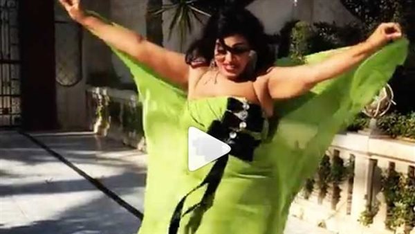 وصلة رقص.. هكذا احتفلت فيفي عبده بعيد الأضحى | شاهد