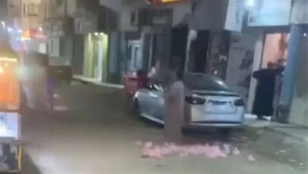 أبو رحمة.. حكاية بائع غزل البنات الذي أبكى رواد مواقع التواصل الاجتماعي | شاهد