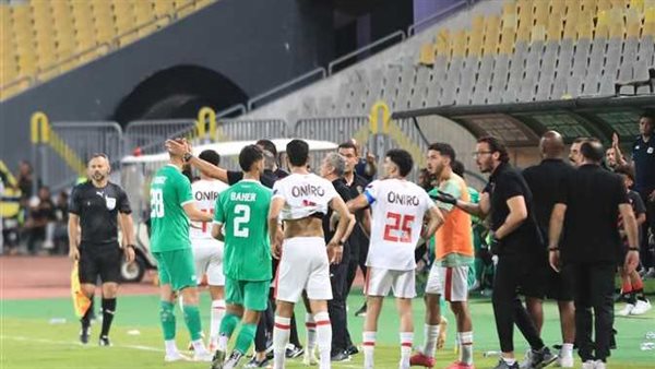 هبطلك كورة.. ميدو يكشف تهديد الحكم لنجم الزمالك في مباراة المصري
