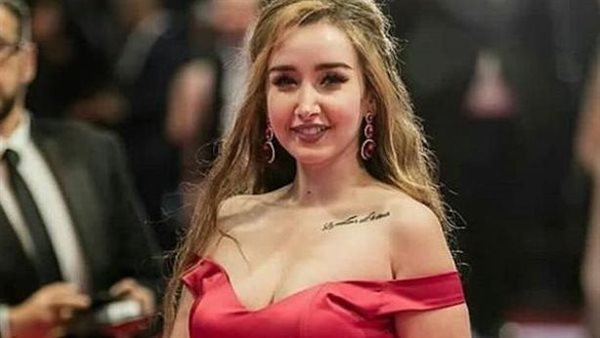 أجمل قلب..قصة جواب غرامي من معجب للفنانة هنا الزاهد | شاهد