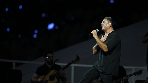 تحقيقات موسعة.. جدل في بيروت بسبب وديعة الـ 10 ملايين دولار لـ عمرو دياب