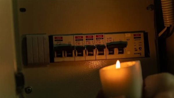 مواعيد قطع الكهرباء الجديدة بعد زيادة مدة تخفيف الأحمال