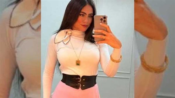 بعد أزمة حقيبة هاجر أحمد.. أسعار صادمة لـ شنط الفنانات | شاهد