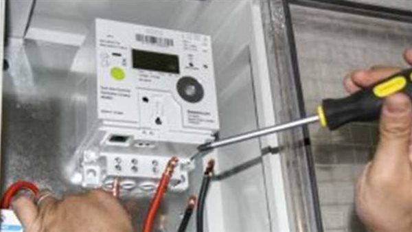 دعت المواطنين للإبلاغ.. القابضة للكهرباء تكشف سبب زيادة مدة تخفيف الأحمال