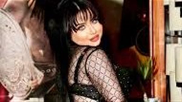 فيديو فاضح وانهيار.. صدمة جديدة لـ البلوجر روكي أحمد أمام النيابة