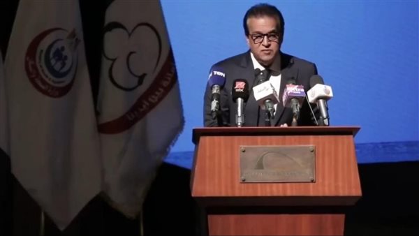 وزير الصحة يعلن موعد انتهاء أزمة نقص الدواء 