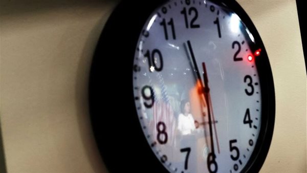 متى تعود الساعة 60 دقيقة؟.. موعد انتهاء التوقيت الصيفي رسميًا في مصر 2024