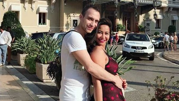 ضرب وشتائم وصلح.. القصة الكاملة لخناقة شيرين عبدالوهاب وحسام حبيب