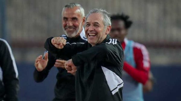 صدمة لـ كولر.. تفاصيل انتهاء موسم نجم الأهلي