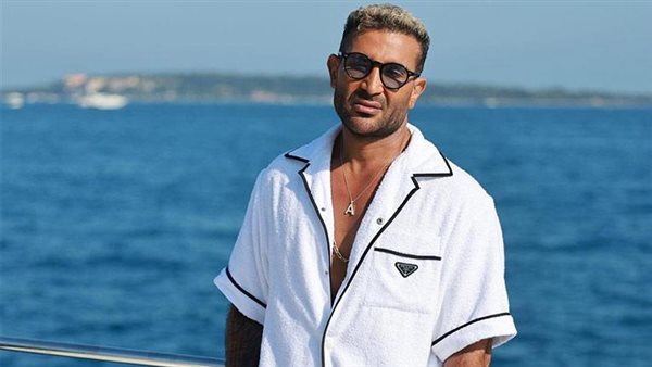 مفيهوش شراشيب.. رد ناري من أحمد سعد بعد الهجوم عليه بسبب الخلخال