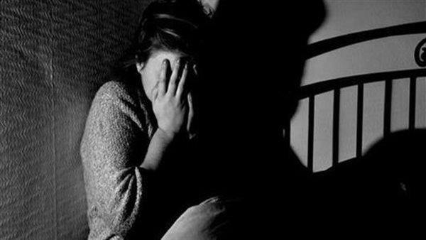 تفاصيل مثيرة.. أخ يعاشر شقيقته حتى الإنجاب في أسيوط