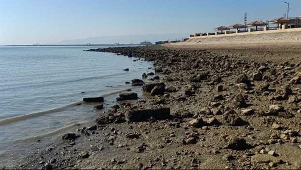 بعد انحسار مياه الشواطئ.. حقيقة تعرض مصر لموجة تسونامي 
