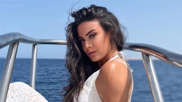 ميرنا نور الدين تثير الجدل بهذه الإطلالة | شاهد