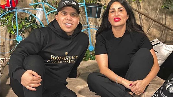 اتعالجت نفسيا بسببها.. تصريحات مثيرة من عمر كمال عن علاقته بطليقة أحمد الفيشاوي | فيديو