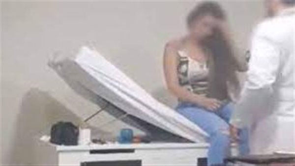 داخل عيادته الخاصة.. تفاصيل الحكم على طبيب بتهمة هتك عرض مريضة في الشرقية