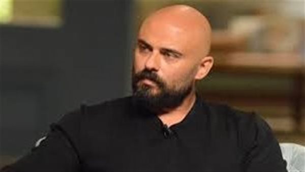 600 ألف جنيه للصلح.. ماذا ينتظر أحمد صلاح حسني بعد حادث الموظف؟