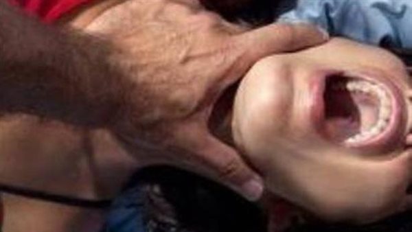 يا تركبي بمزاجك يا تموتي.. تفاصيل هتك عرض فتاة على يد شابين داخل شقة في الجيزة
