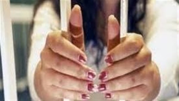 زوجها اتهمها بالزنا والكاميرات فضحتها.. القصة الكاملة لسقوط بلوجر جديدة بقبضة الأمن