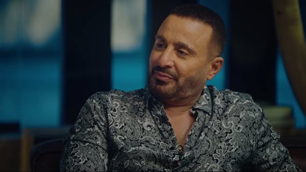 قرية كاملة بتضربني.. تفاصيل تعرض أحمد السقا لعلقة موت لهذا السبب | شاهد