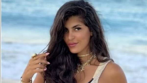 تان وفستان لافت.. زوجة ماجد المصري تخطف الأنظار بهذه الإطلالة | شاهد