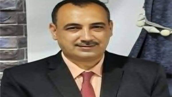 تنبأ بموعد رحيله.. رسالة مؤثرة من مدرس فرنساوى لطلابه قبل وفاته بساعات بقنا