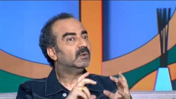 ياسر عزت: لو لم أكن ممثلا لاخترت أن أكون شيف | فيديو