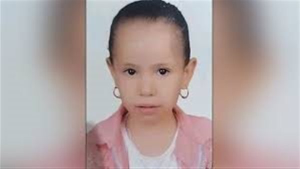 حرقتها في فرن.. تفاصيل إحالة أوراق المتهمة بقتل طفلة سوهاج للمفتي