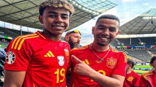 القصة الكاملة لحادثة طعـ.ن والد لامين يامال في برشلونة