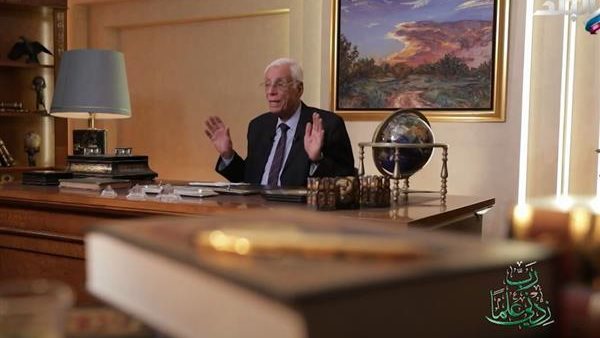 حسام موافي يكشف عن تأثيرات نقص الصوديوم وأسبابه | فيديو