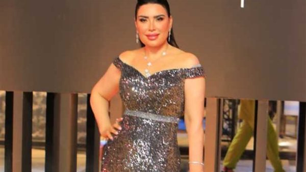 لن تتوقعه.. سعر فستان عبير صبري يثير ضجة على السوشيال ميديا | شاهد 