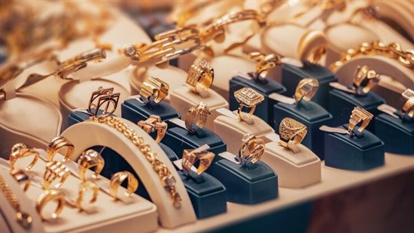 سعر الذهب اليوم الأحد 18-8-2024 تحرك مفاجيء